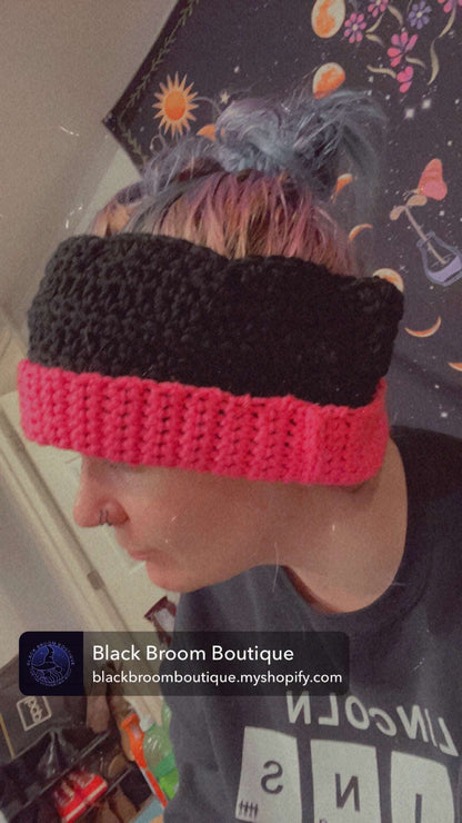 Womans ponytail beanie