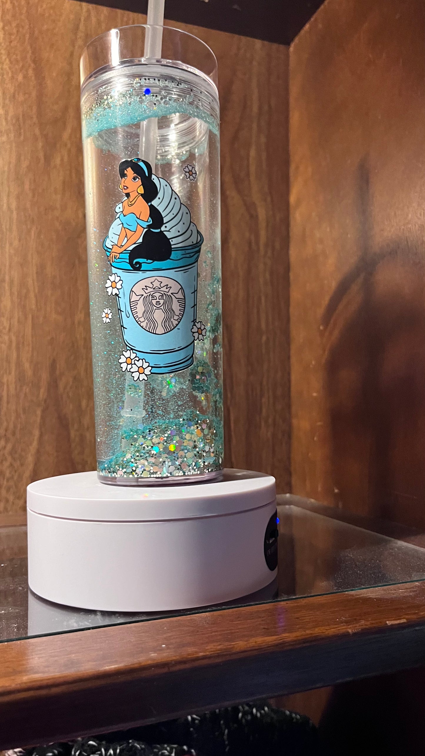 Princess Jasmine 16 oz Snowglobe Cup