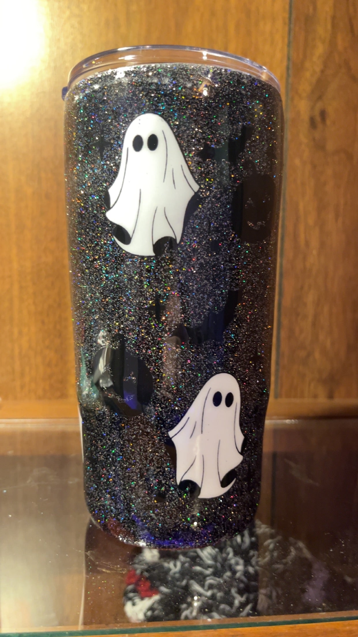 Thick thighs, spooky vibes 20oz Tumbler￼