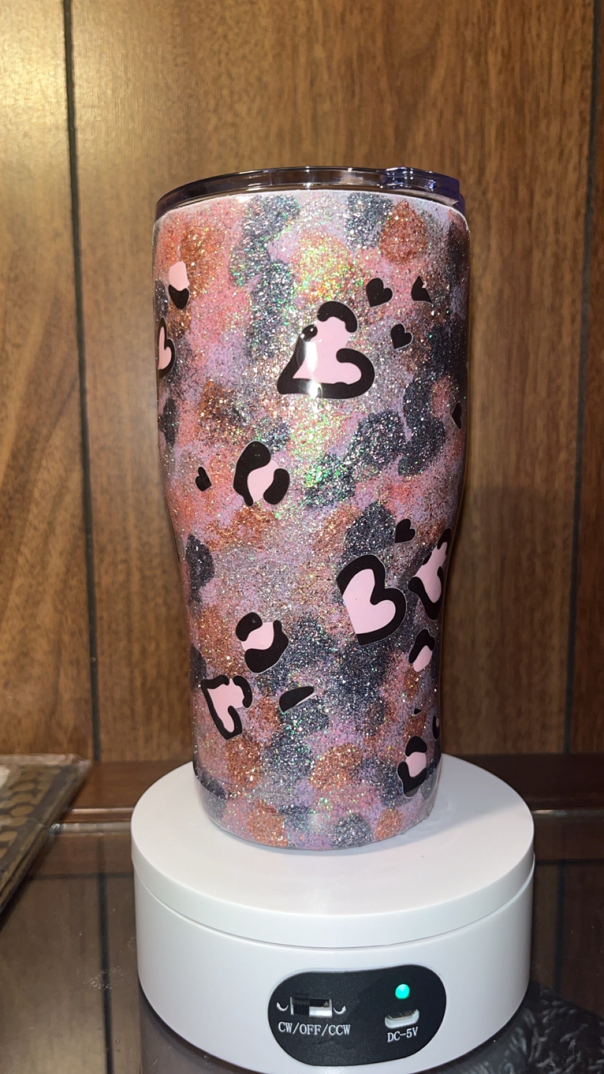 Its cold outside like my heart- 20oz handmade Tumbler