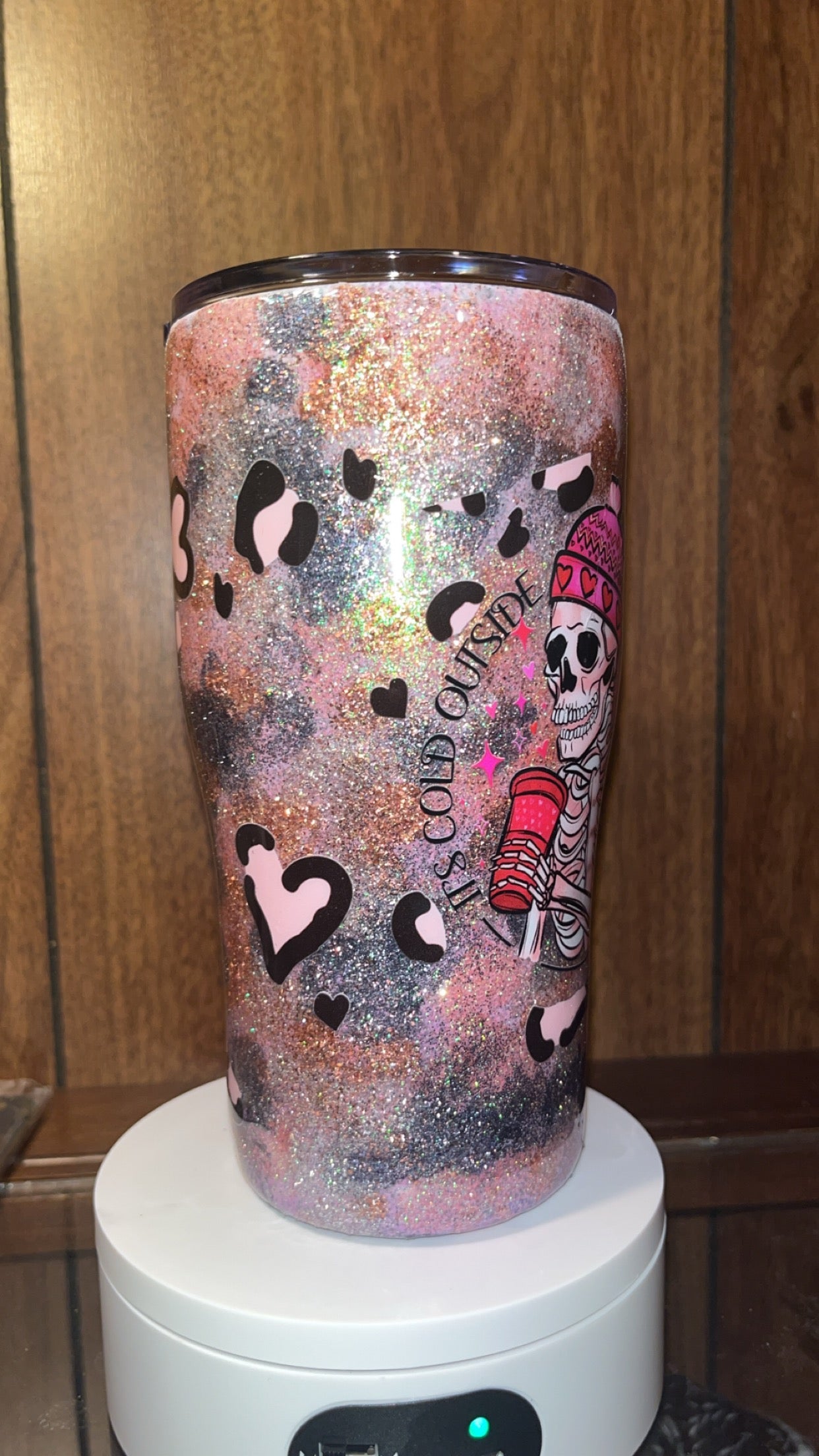 Its cold outside like my heart- 20oz handmade Tumbler