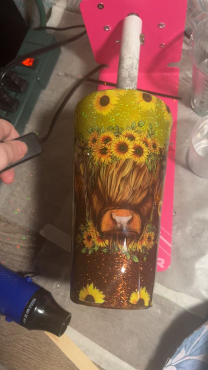 Highland Cow Sunflower Tumbler￼